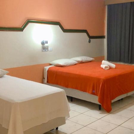 Hotel Vale Dos Ipes Фос-ду-Игуасу Экстерьер фото